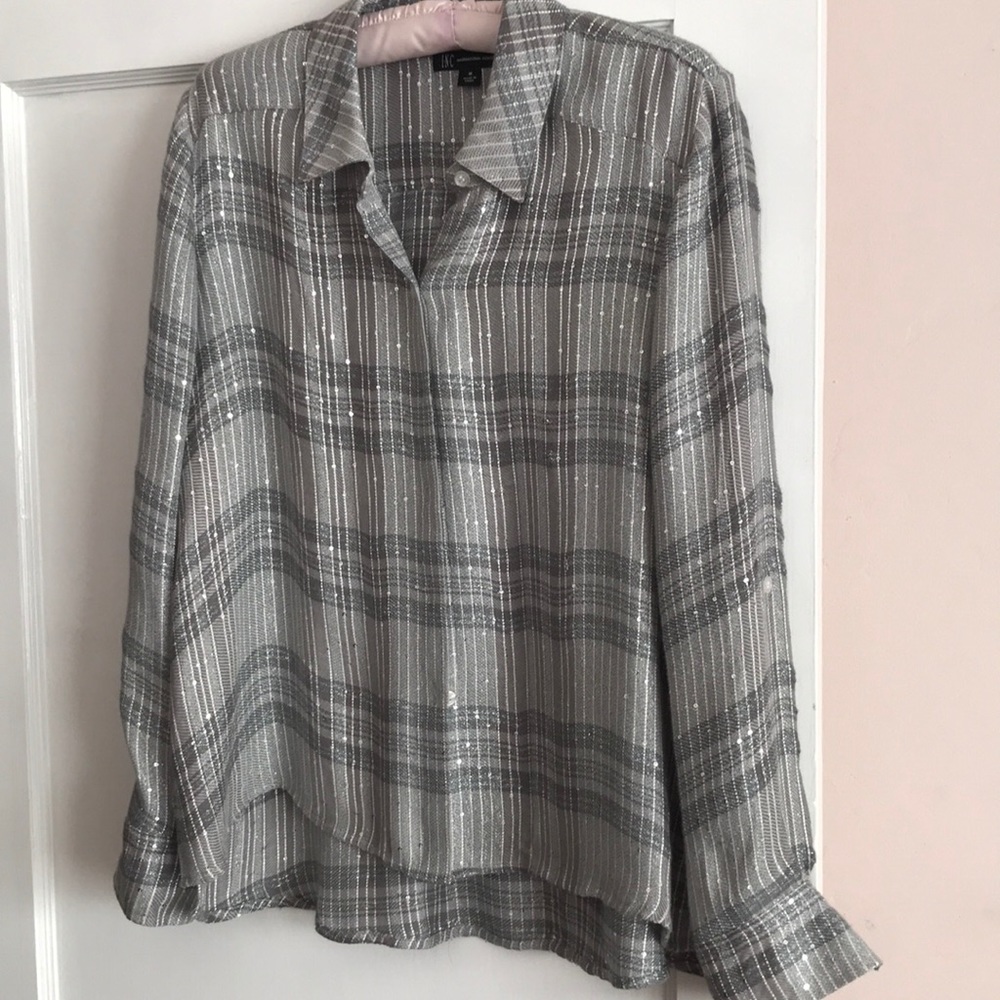 Long sleeved top